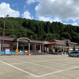 道の駅 ちぢみの里おぢや