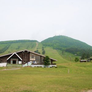 三瓶山
