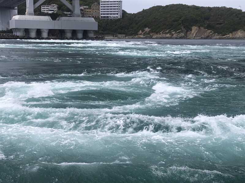 大鳴門橋・うずしお観潮船