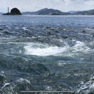 大鳴門橋・うずしお観潮船
