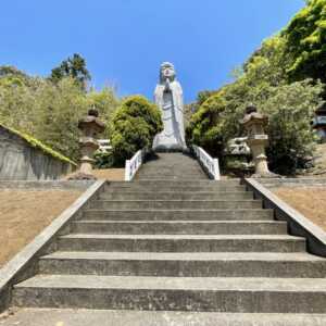 幸福地蔵 (しあわせじぞう)