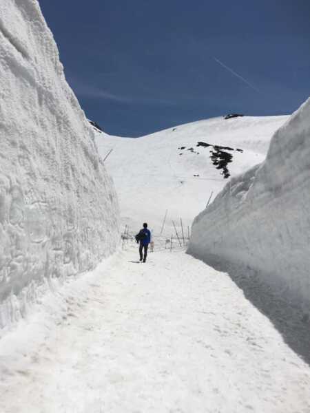 立山　雪の大谷