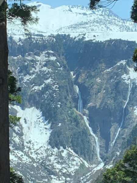 立山　雪の大谷