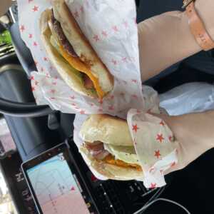 kayaバーガーショップ
