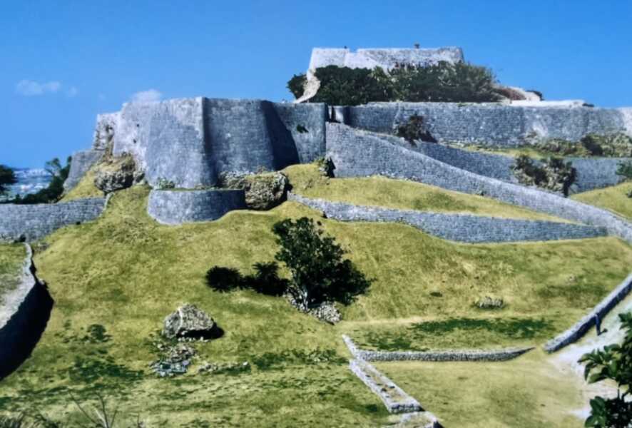 勝連城
