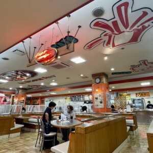 A＆W名護店