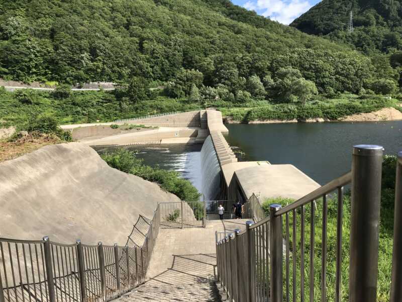 湯田貯砂ダム