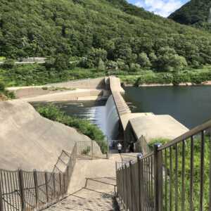 湯田貯砂ダム