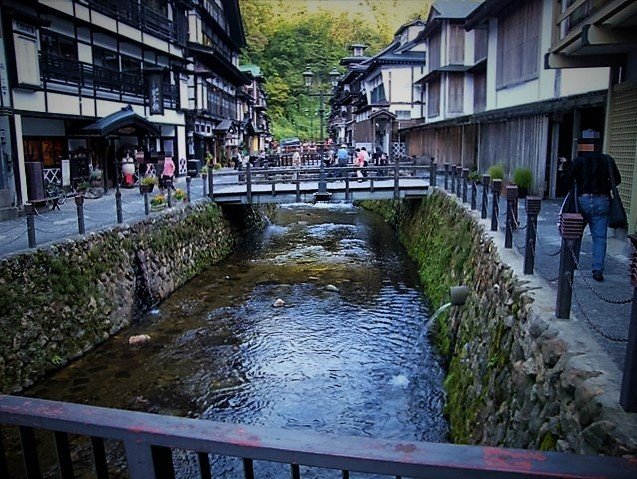 銀山温泉