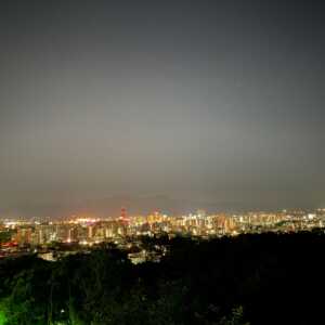 愛宕山記念公園