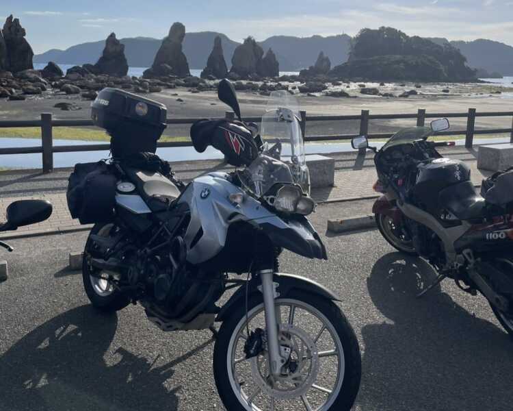 橋杭岩