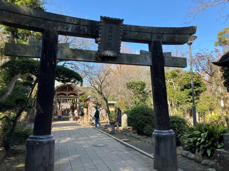 江島神社 奥津宮