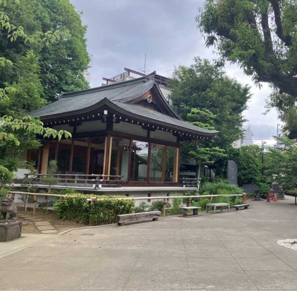 鳩森八幡宮