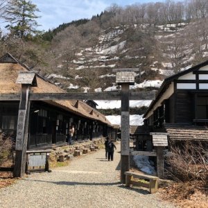 鶴の湯温泉