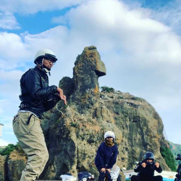 ゴジラ岩